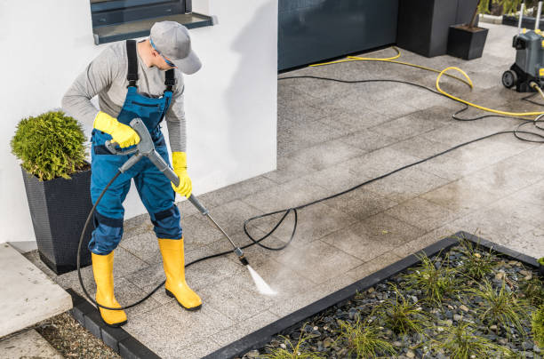 Garage Pressure Washing in Black Mountain, NC